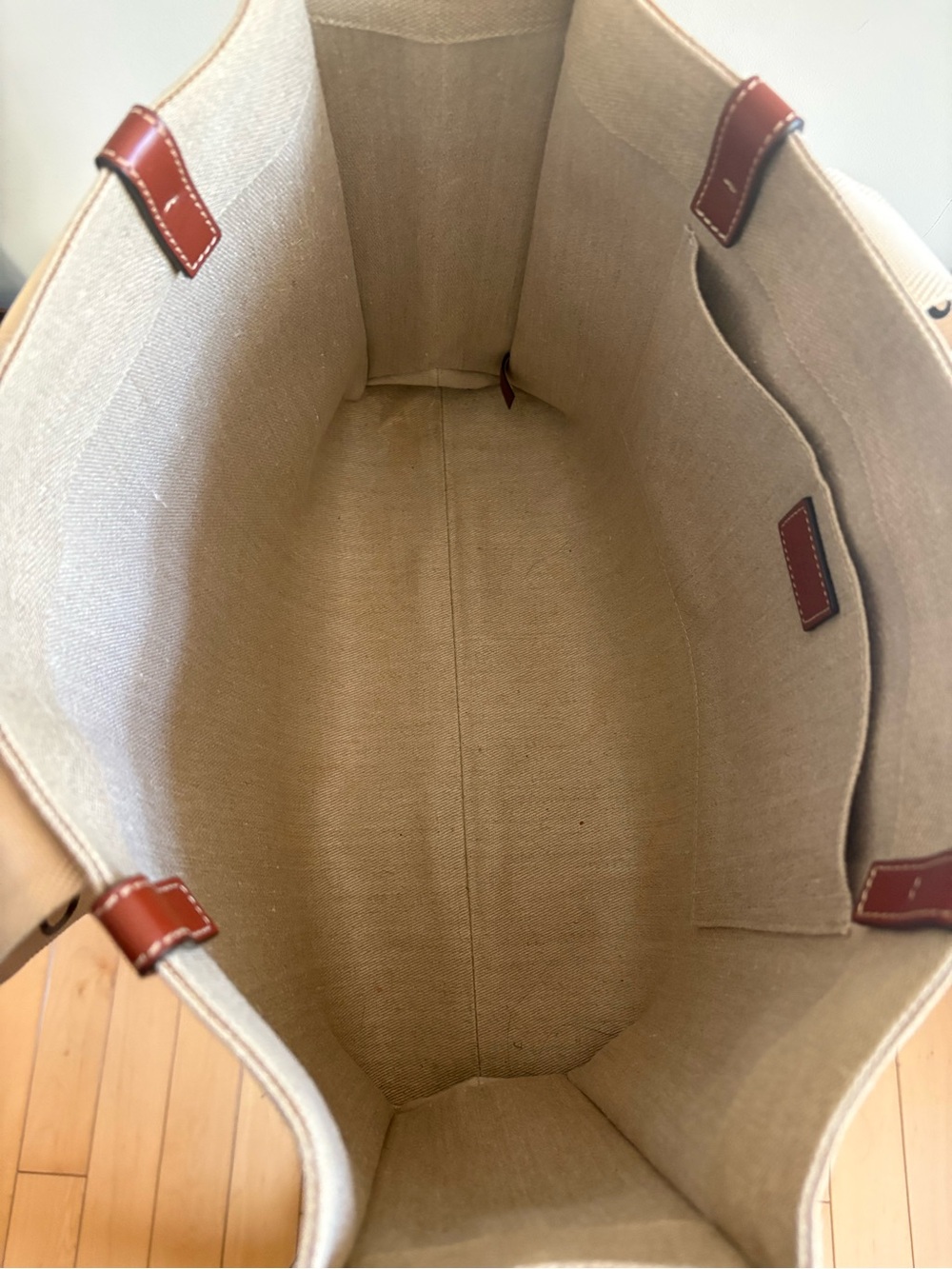 Chloé Large “WOODY” Canvas Tote - Picture 7 of 10
